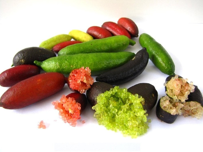 Không chỉ trang trí món ăn, quả còn dùng làm mứt, trộn salad, tạo hương vị cho đồ uống. Phần thừa có thể đông lạnh để dùng dần.