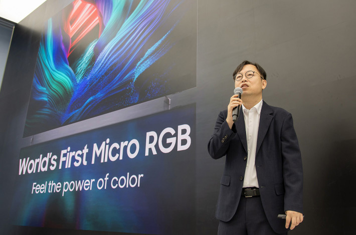 Samsung vừa công bố TV Micro RGB 115 inch đầu tiên, mở ra phân khúc TV siêu cao cấp mới.
