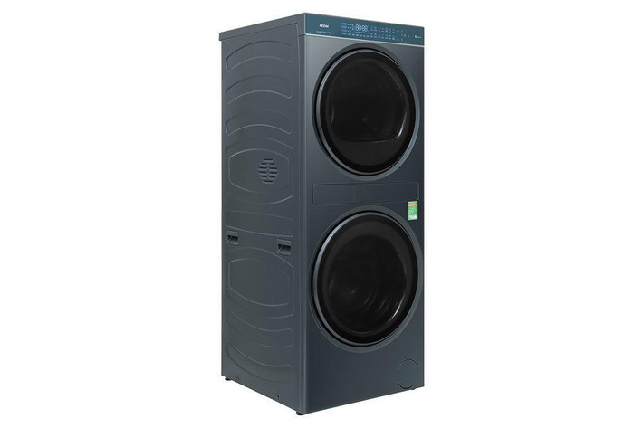 Laundry Center là mẫu máy giặt sấy hai tầng cao 150cm, thiết kế theo vóc dáng người dùng Việt.
