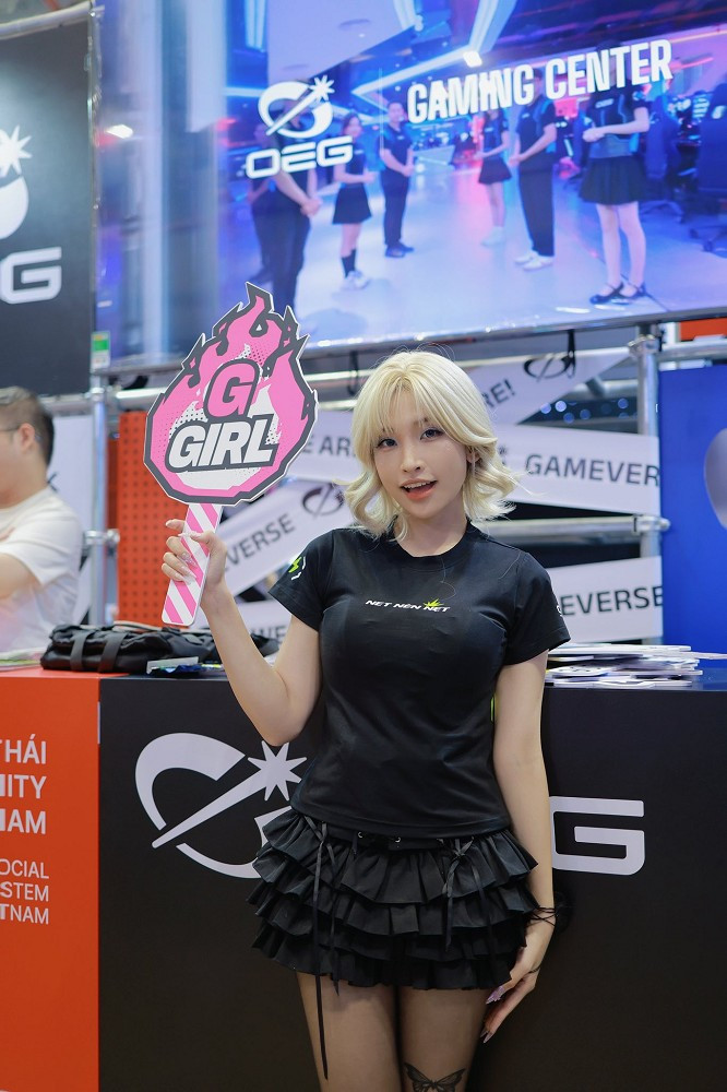 Chỉ sau ít giờ, bài đăng thu hút hàng chục nghìn lượt thích và bình luận sôi nổi từ người hâm mộ.