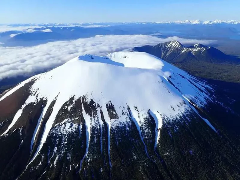 Quái vật lửa Alaska bất ngờ biến dạng, cố xuyên thủng vỏ Trái Đất