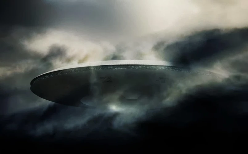 Tuyên bố gây sốc về UFO của nhà thiên văn hàng đầu thế giới
