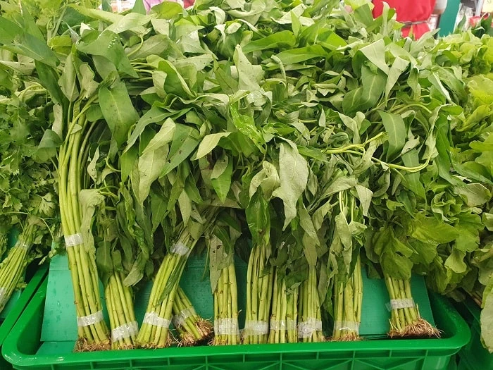 Loại rau rẻ như bèo ở Việt Nam, sang Mỹ giá gấp hàng chục lần 