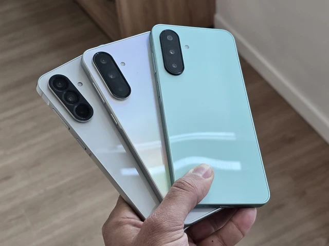 Lộ diện tính năng “ảo ma Canada” của Galaxy A series 2025