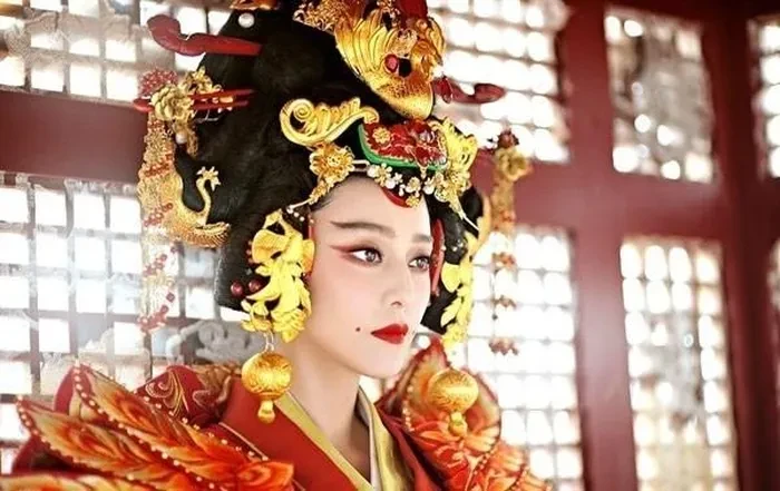 Nhặt được miếng vàng lạ, lộ bí mật động trời của Võ Tắc Thiên