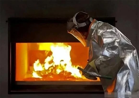 Ám ảnh tiếng kêu bí ẩn khi hỏa táng, chuyên gia giải mã sao? 
