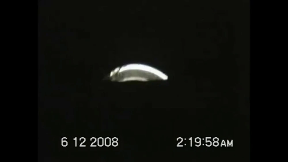 Rúng động vụ nhìn thấy UFO đáng tin cậy nhất lịch sử 