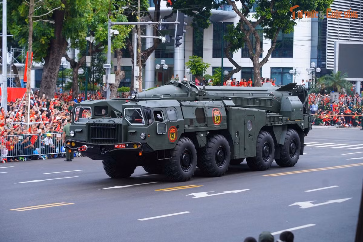 Sự xuất hiện của tên lửa đạn đạo Scud giữa lòng Thủ đô gây ấn tượng mạnh với nhiều người dân.