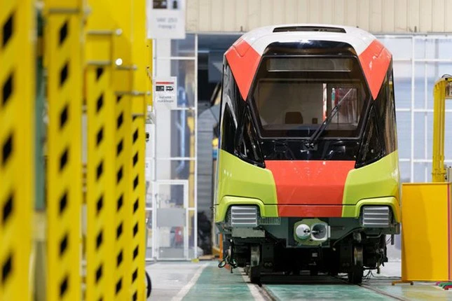 Cận cảnh tàu đường sắt Nhổn - ga Hà Nội dự kiến về nước vào tháng 6/2020