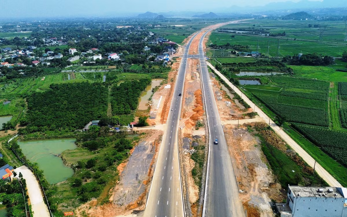 hoa-lu-1.jpg