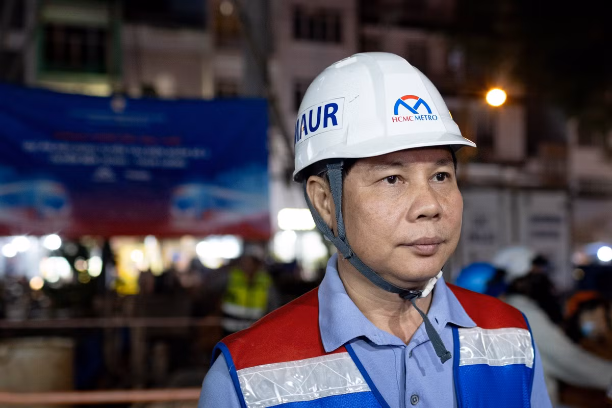 Ông Phan Công Bằng, Trưởng Ban Quản lý Đường sắt đô thị TP.HCM (MAUR) cho biết công việc khảo sát dự kiến hoàn thành trong 3 ngày tới, qua đó xác định các thông số kỹ thuật của nền đất, phục vụ công tác thiết kế móng cọc cho các nhà ga.