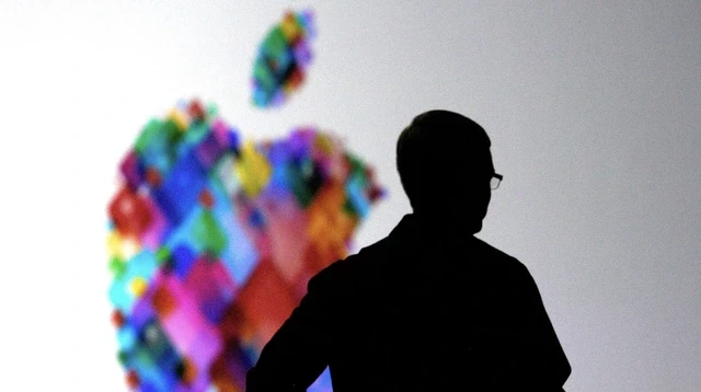 [GALLERY] Tim Cook xúc động khép lại WWDC cuối cùng với tư cách CEO
