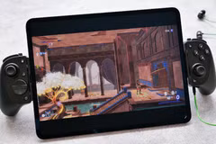 Razer Kishi V3 Pro XL tay cầm biến Pad thành máy chơi game console