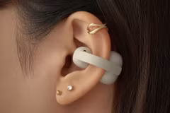 Sony ra mắt LinkBuds Clip kẹp tai, pin 9 giờ, đủ màu