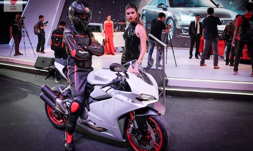 Ngắm dàn môtô “khủng” mới nhất của Ducati tại Việt Nam