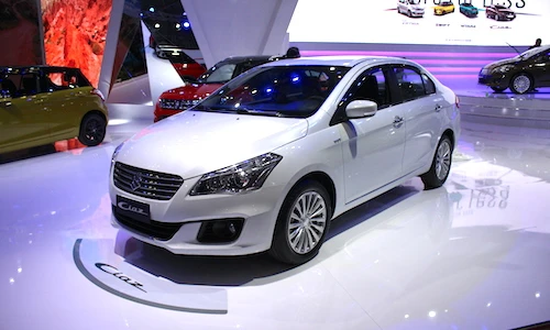 “Chốt giá” 580 triệu, Suzuki Ciaz có gì để đấu Toyota Vios?