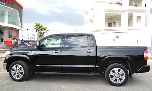 Siêu bán tải Toyota Tundra 1794 Edition tiền tỷ tại Sài Gòn