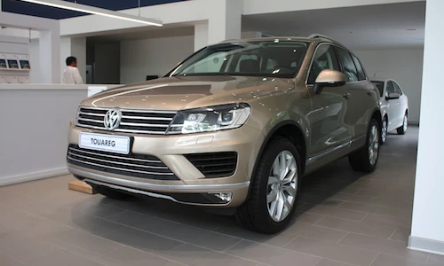"Soi" SUV hạng sang Volkswagen Touareg giá 2,9 tỷ tại VN