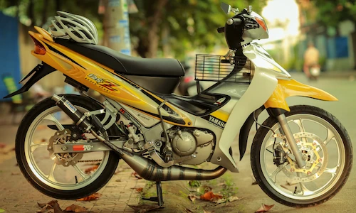 Dân chơi miền Tây chi trăm triệu độ “xế nổ” Yamaha Z125 