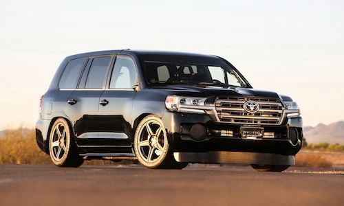 Toyota Land Cruiser độ siêu mạnh tới 2000 mã lực