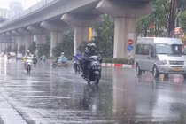 Giá dầu thế giới tăng vọt ngày 5/5: Lo ngại gián đoạn nguồn cung tại Hormuz