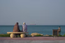 [VIDEO] Mỹ khởi động dự án dẫn tàu qua Hormuz, Iran nhận phản hồi Washington