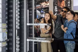 [SPOTLIGHT] Việt Nam muốn làm chủ AI phải giải quyết bài toán từ những ổ cắm điện