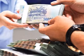 [VIDEO] Bán nhà lãi trăm triệu vẫn trắng tay vì bẫy lãi suất ngân hàng