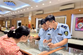 [VIDEO] Hà Nội siết quản lý, kiểm tra ít nhất 2 doanh nghiệp vàng bạc