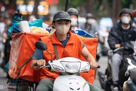 [VIDEO] Bán lẻ online bội thu nửa đầu năm, doanh số tăng hơn 40% nhờ livestream