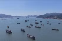 Miền Đông Trung Quốc nâng mức ứng phó khẩn cấp với bão Bavi
