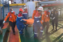 Indonesia nỗ lực tìm kiếm 129 người mất tích trong vụ lật phà