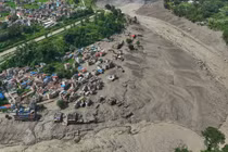 Lũ quét tại biên giới Nepal - Trung Quốc, nhiều người thiệt mạng