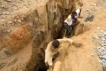 Sập mỏ vàng ở Sudan, hơn 40 người thương vong