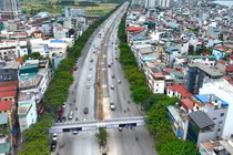 [GALLERY] Khẩn trương hoàn trả mặt đường, trồng cây trên đường Võ Chí Công