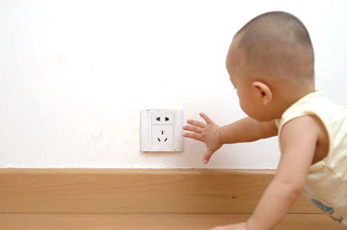 Cẩn trọng những sát thủ trong nhà nguy hiểm cho bé