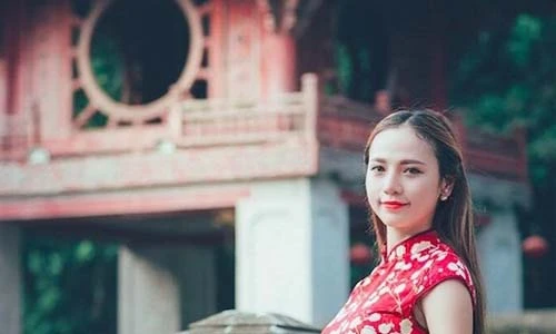 9X Việt xinh đẹp theo đuổi ước mơ làm người mẫu ở TQ