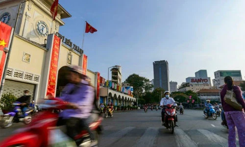 Top quán ngon Sài Gòn mà Tây mách nhau ăn khi du lịch