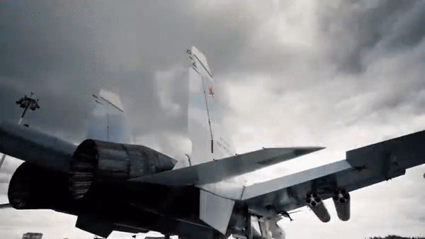 Những loại tên lửa này sẽ giúp Su-30SM đối phó với bốn mục tiêu trên không cùng một lúc.