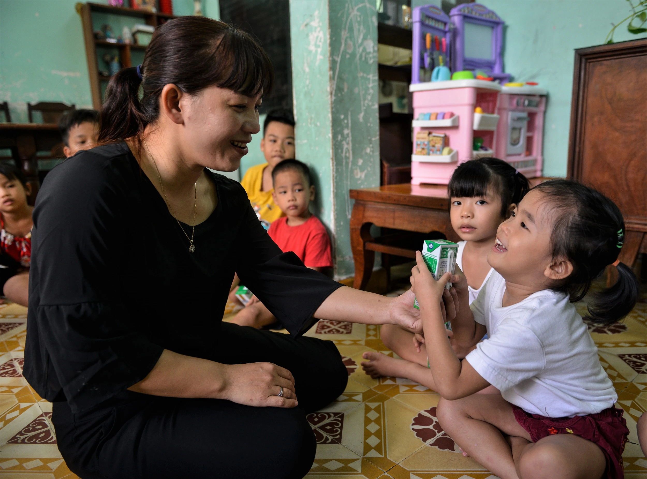 Quỹ sữa vươn cao Việt Nam và Vinamilk "kết nối yêu thương" tại TP.HCM