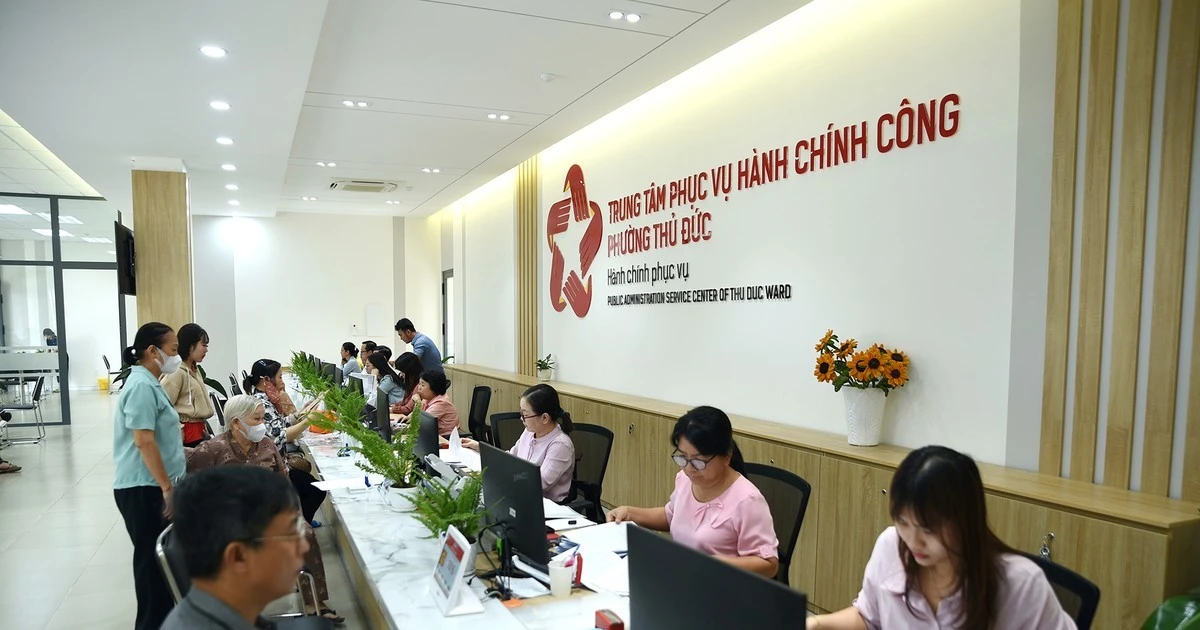 [VIDEO] Bộ Nội vụ đề xuất phụ cấp gấp ba lần lương cho người tài khu vực công