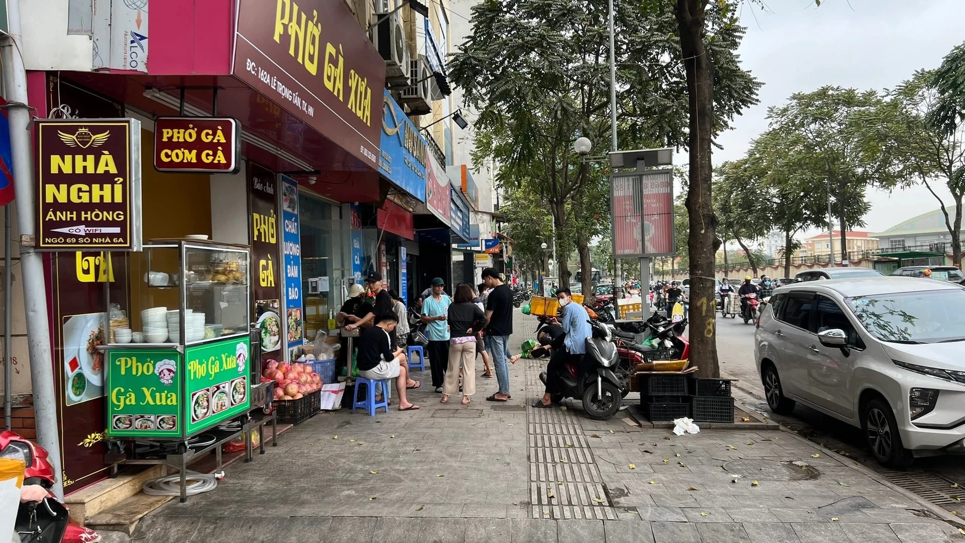 [VIDEO] Hà Nội đề xuất phạt lấn chiếm vỉa hè, đỗ xe trái phép lên tới 12 triệu đồng
