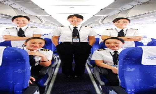 Nhan sắc hút hồn của 6 nữ phi công hàng không Việt Nam