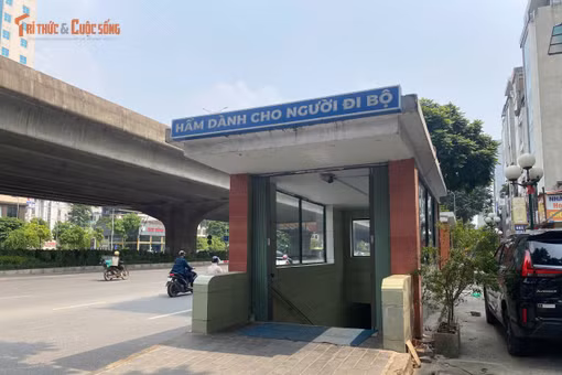 [VIDEO] Đầu tư tiền tỷ, hầm đi bộ ở Hà Nội vẫn vắng bóng người