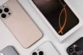 [VIDEO] Lô i16 Pro Max giá 500.000 đồng/chiếc đấu giá vượt 68%