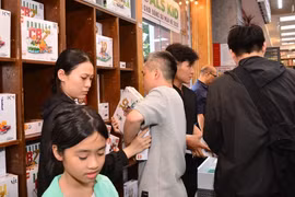 [VIDEO] Doanh thu bán lẻ Việt Nam tăng trưởng hai con số nhưng vẫn gặp khó khăn