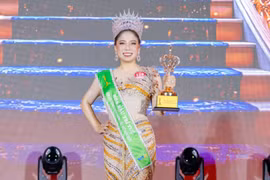 Nguyễn Thị Hằng Nga xuất sắc đạt danh hiệu Hoa hậu Trí tuệ