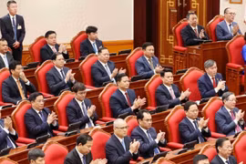 Từ 'Tìm người tài đức' đến thu hút, trọng dụng nhân tài trong giai đoạn mới