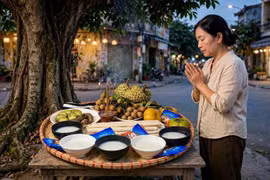 Văn khấn cúng cô hồn tháng 7 Âm lịch 2026 tại nhà, ở cơ quan đầy đủ nhất