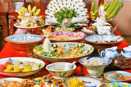 Vì sao vua triều Nguyễn chỉ dùng đũa gỗ Kim Giao?
